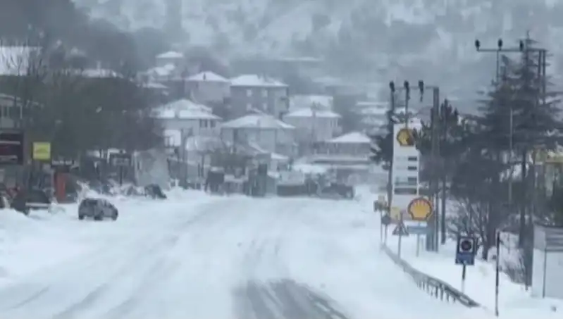 Sertavul Geçidi’nde Kar, Tipi ve Sis: Ulaşım Durumu Alarm Veriyor