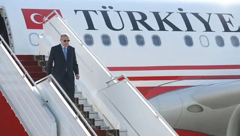 Cumhurbaşkanı Erdoğan, İtalya'dan Dönüş Yolculuğunda Neler Yaşandı?
