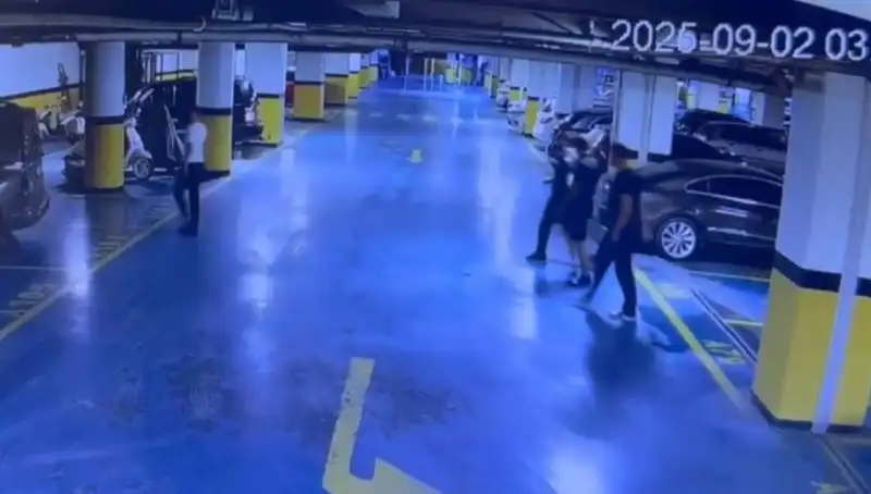 İzmir'de Kaçırılan Tekstilci İş İnsanının İzleri Bağcılar'da Bulundu, Fidye 15 Milyon Lira