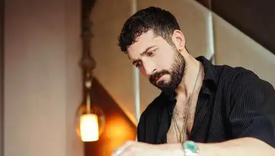 Emre Bulut’a Şok Suçlama: Sahte Komiserlikle Araç Kaçırma İddası