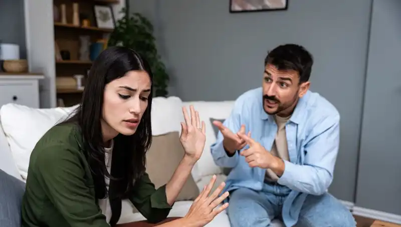 Evliliği Bitiren Dört Yıkıcı Davranış: Dikkat!