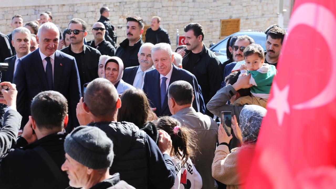 Cumhurbaşkanı Erdoğan Antalya'da Bulunan Yatırımları İnceledi
