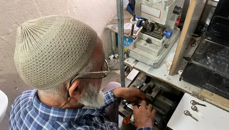 28 Yılda 4 Metrekarede Büyüyen Hikaye: "Burası Beni Saray Gibi Hissettiriyor"