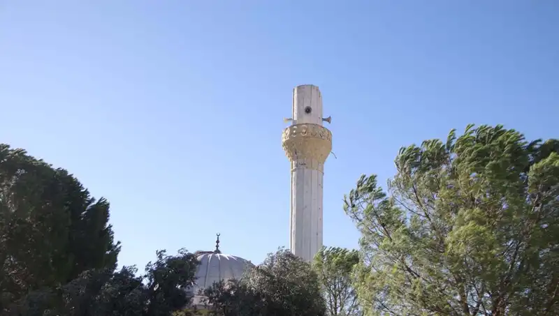 Muğla'da Fırtına Korkunç Yıkım Yarattı: Minareler ve Çatılar Havada Uçtu