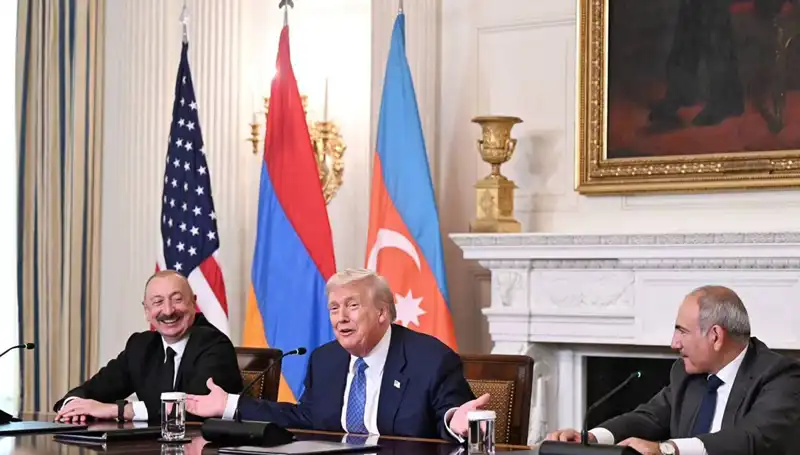 Aliyev'den Ermenistan'a Anayasa Çağrısı: Zaman Kaybetmenin Anlamı Yok
